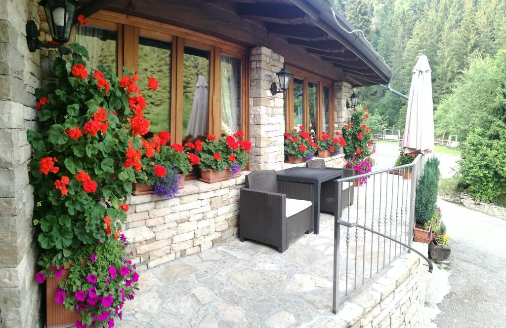 Agriturismo Cornei Da Nadia Guest House Collio Ngoại thất bức ảnh